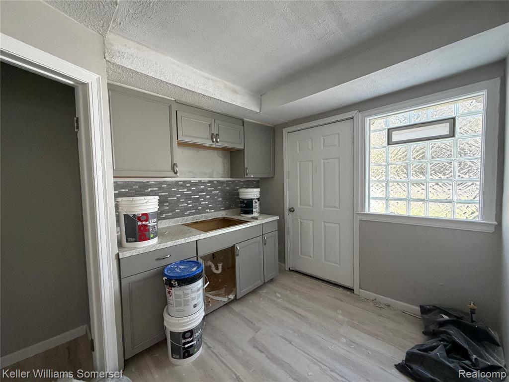 12930 Hayes Street, Detroit, MI 48205 — Photo 23