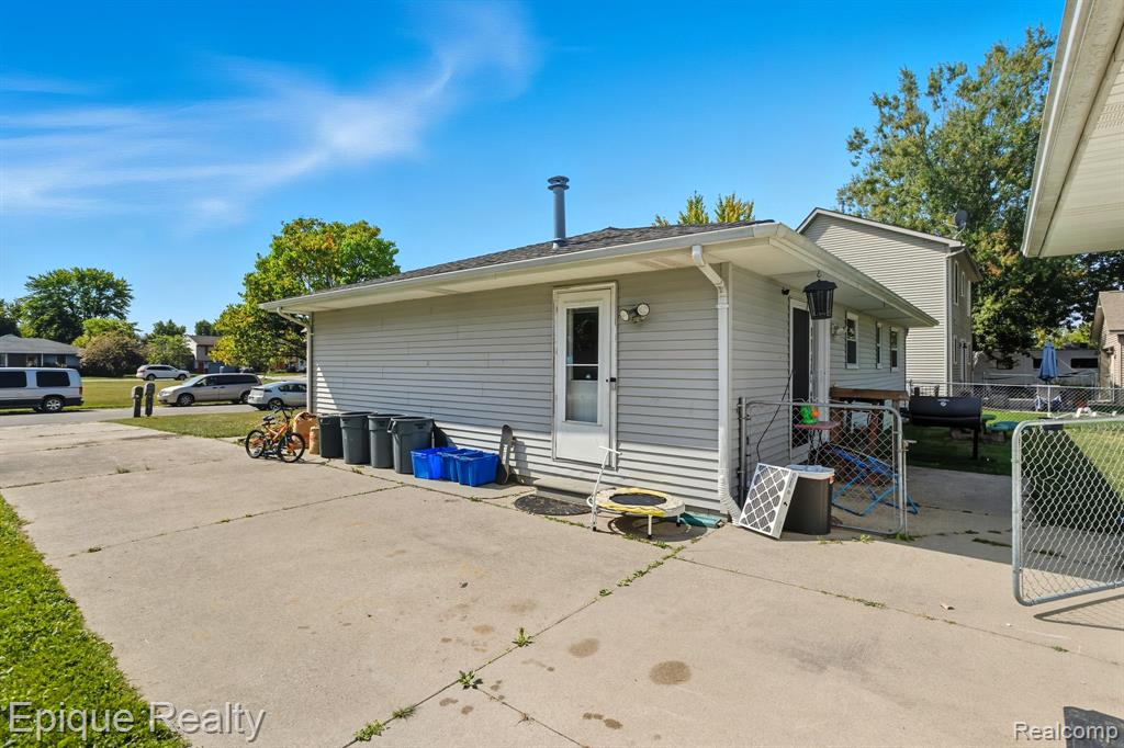 109 Murray Court, Marine, MI — Photo 23