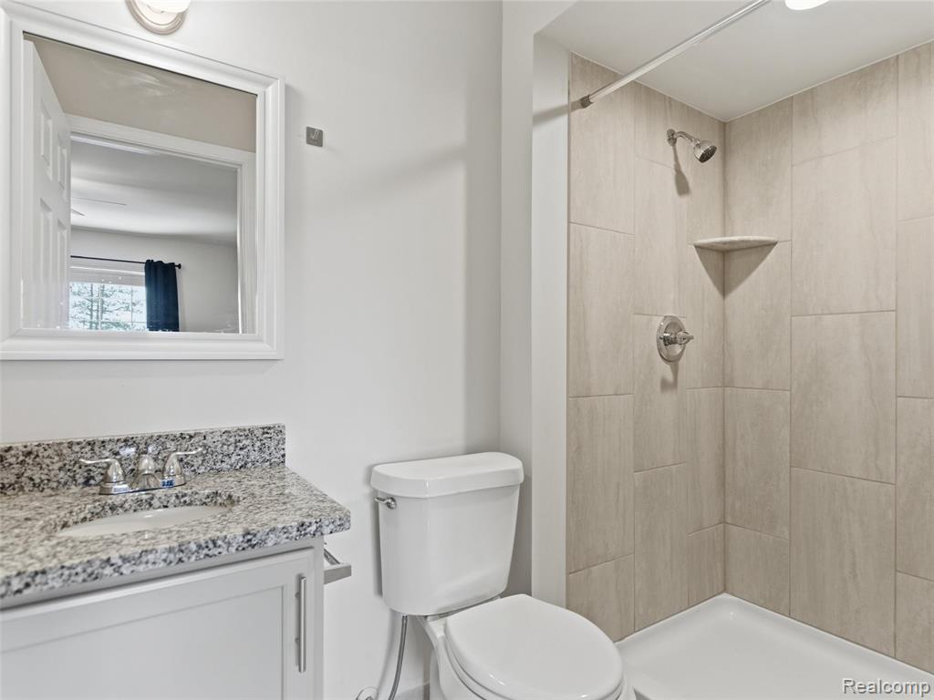 607 E Fox Hills E Drive, Bloomfield Hills, MI 48304 — Photo 21