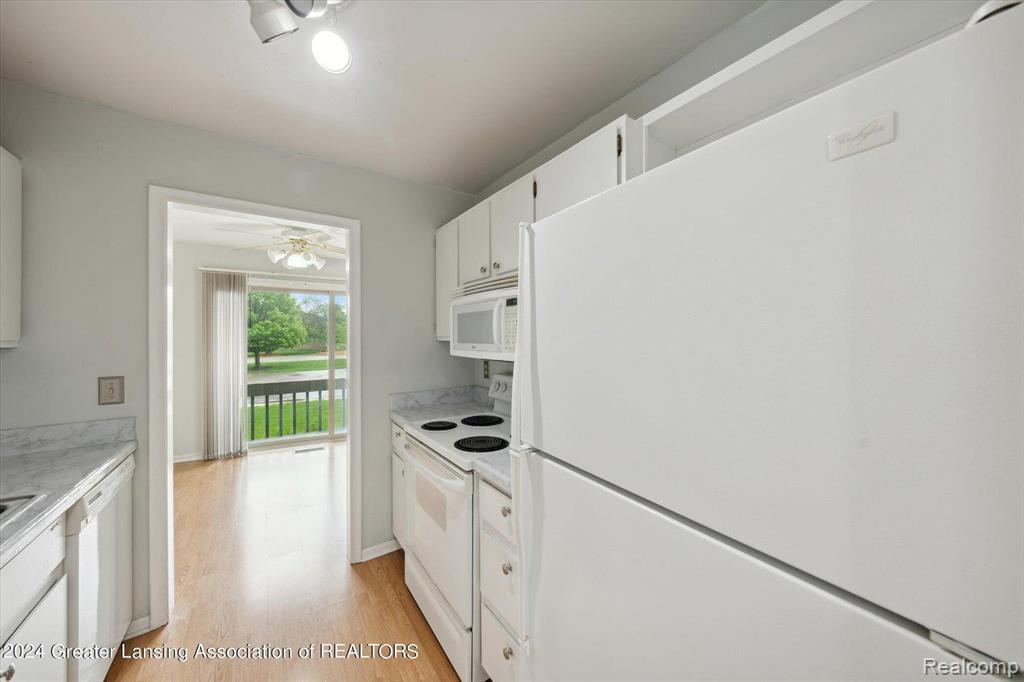 2926 Mount Hope Road, Okemos, MI 48864 — Photo 17