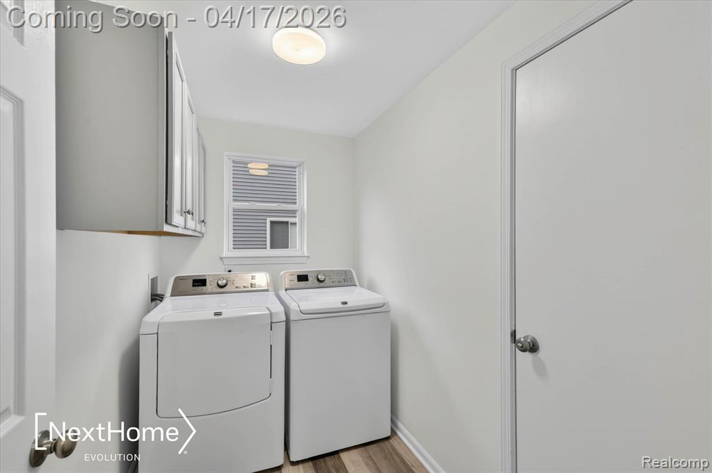 321 Oxford Court, Belleville, MI 48111 — Photo 42