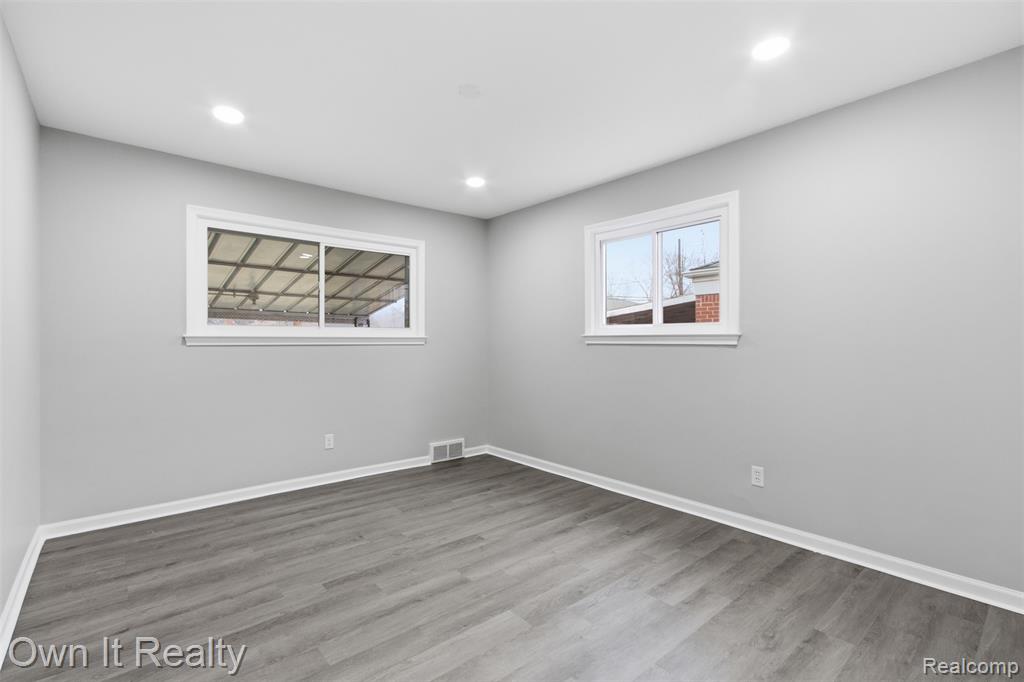 9101 Sioux, Redford, MI 48239 — Photo 11