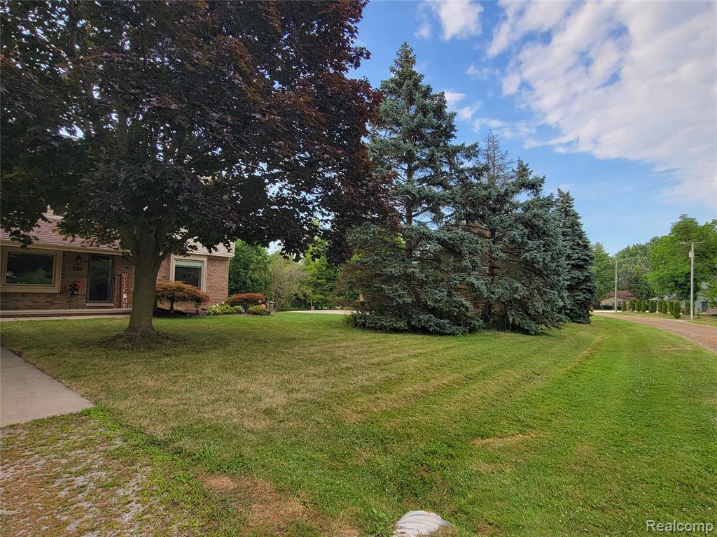 9658 Blauvelt Drive, Grosse Ile, MI 48138 — Photo 26