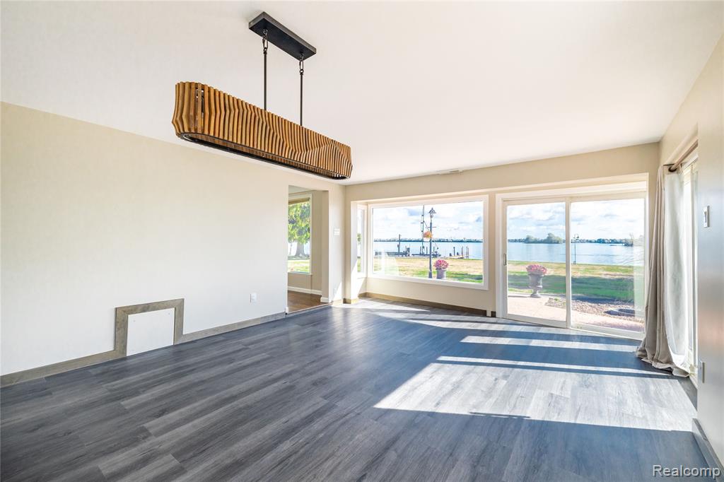 27627 Elba Drive, Grosse Ile, MI 48138 — Photo 12