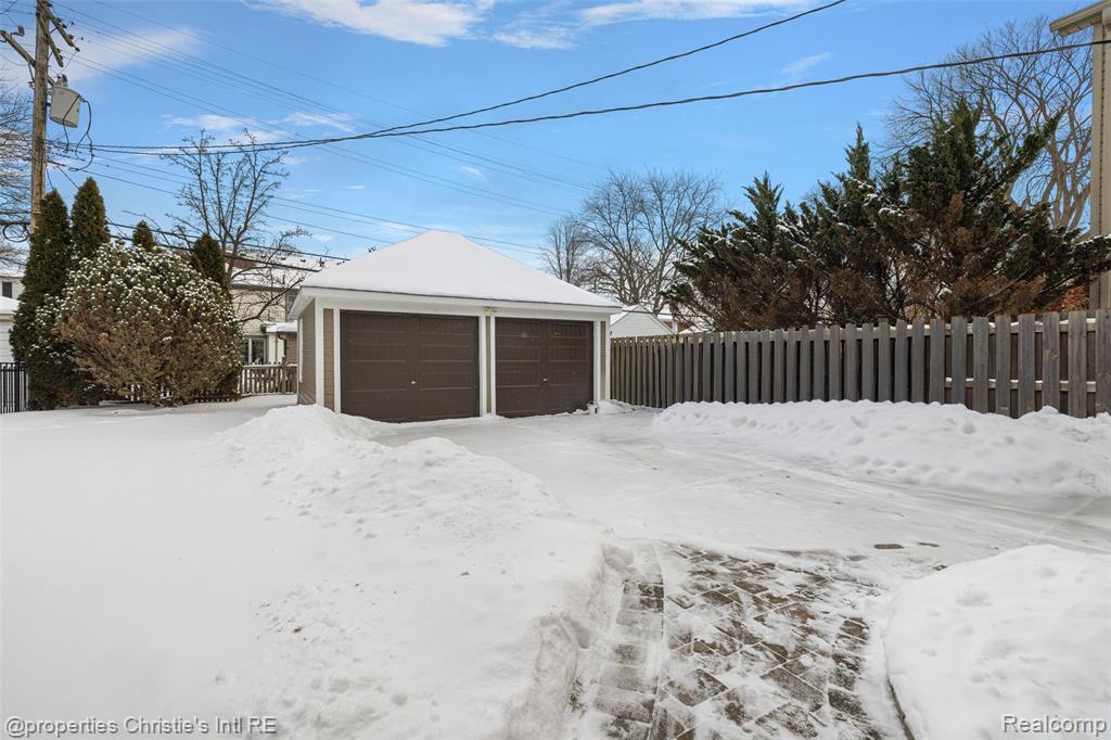 446 McKinley Avenue, Grosse Pointe Farms, MI 48236 — Photo 38
