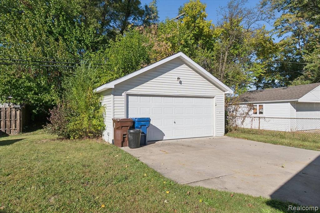 4004 Howe Road, Wayne, MI 48184 — Photo 33