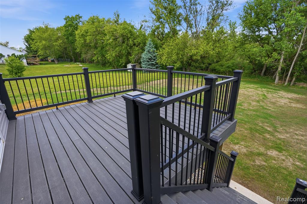 6320 Birch Meadows Lane, Fowlerville, MI 48836 — Photo 38