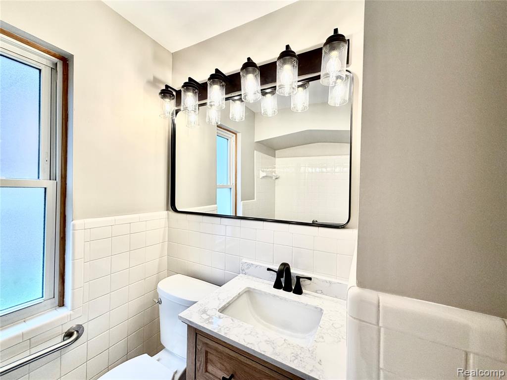 18235 Tracey Street, Detroit, MI 48235 — Photo 22