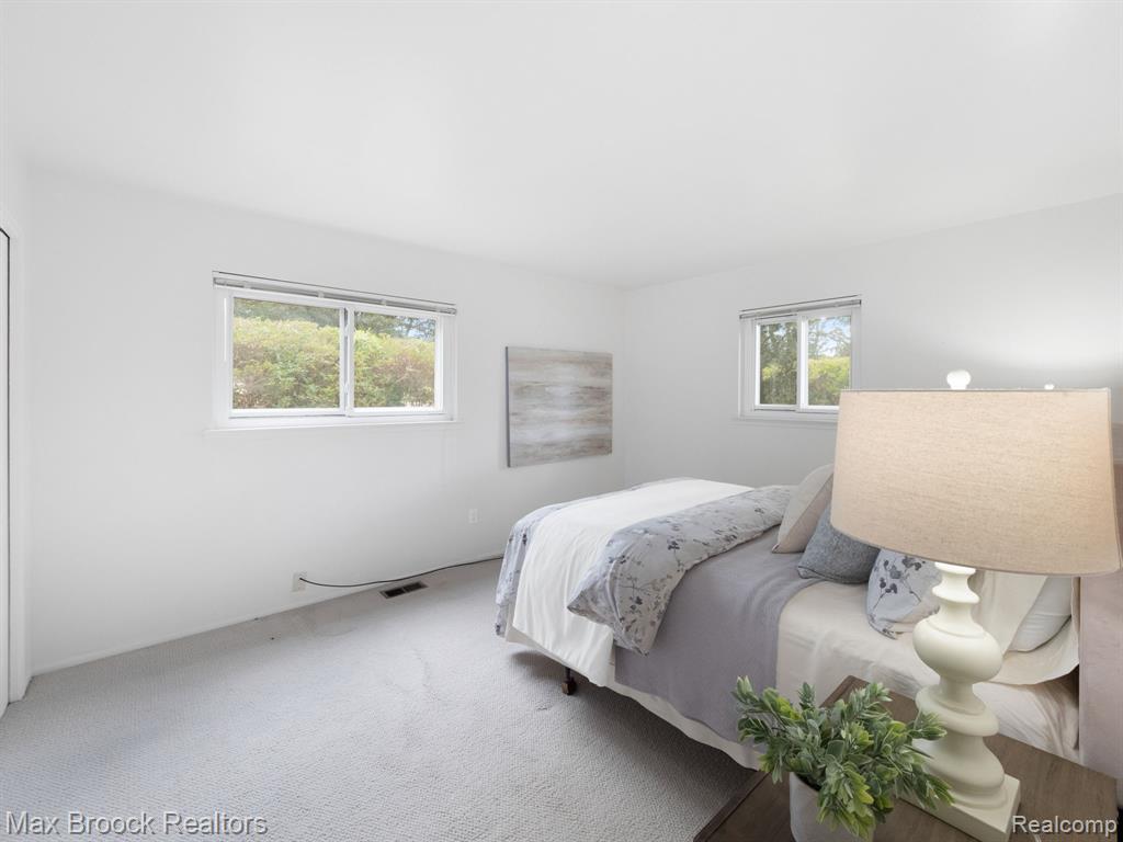 6769 Heather Heath, West Bloomfield, MI — Photo 23
