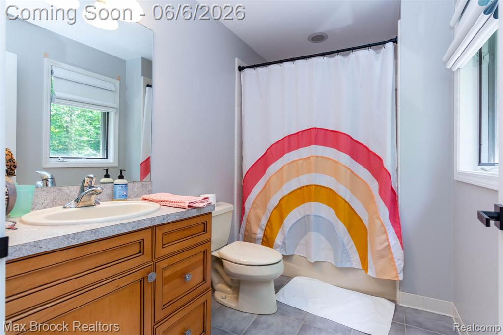 6604 College Park, Clarkston, MI — Photo 47