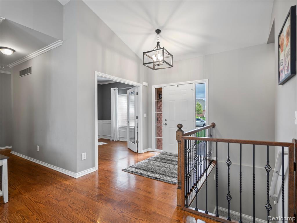 45877 ANDREW Drive, Macomb, MI 48044 — Photo 6