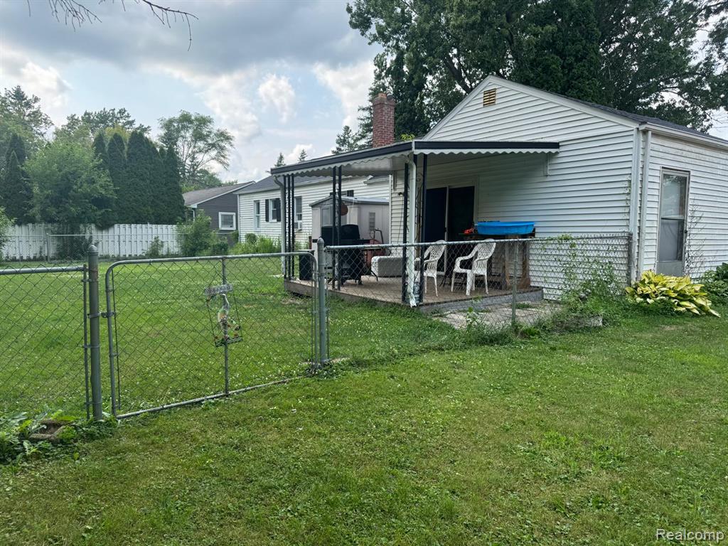 574 Wilson Avenue, Mount Morris, MI 48458