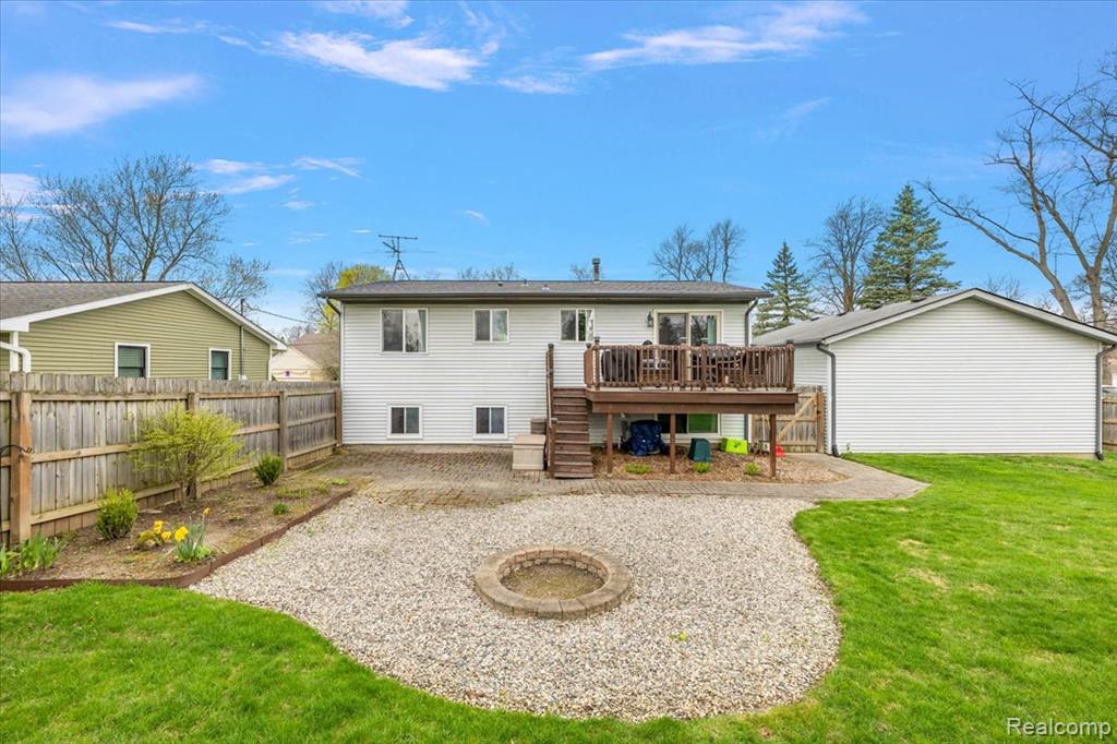 490 Glenn Court, Lake Orion, MI 48362 — Photo 41