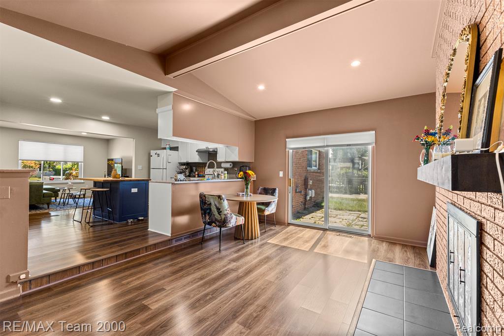 7085 London Court, Canton, MI 48187 — Photo 15