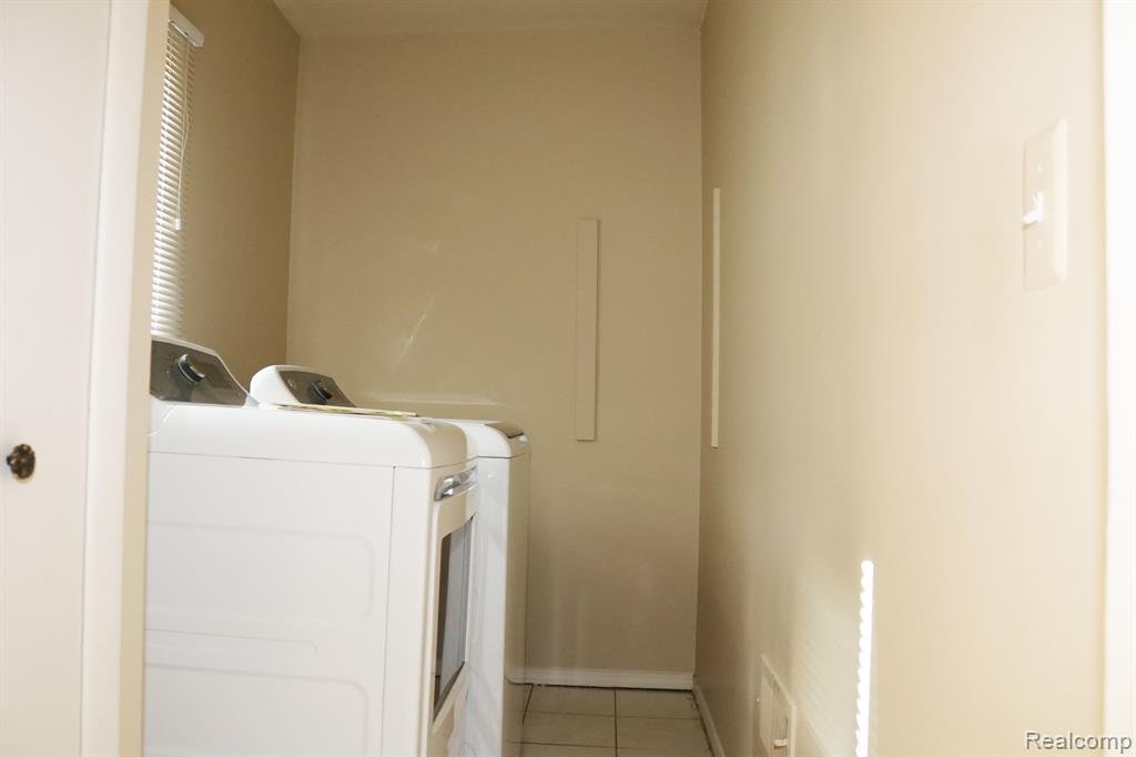 4085 JUSTIN, Bloomfield Hills, MI 48302 — Photo 13