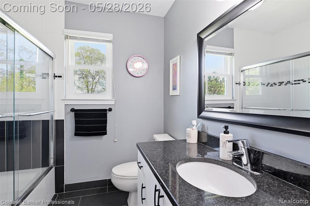 7210 Willow Oak Drive, West Bloomfield, MI 48324 — Photo 24