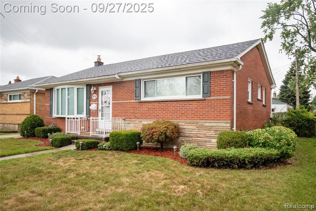 878 Champaign Road, Lincoln Park, MI 48146 — Photo 29