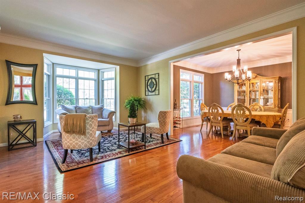 1542 LASALLE Road, Canton, MI 48187 — Photo 8