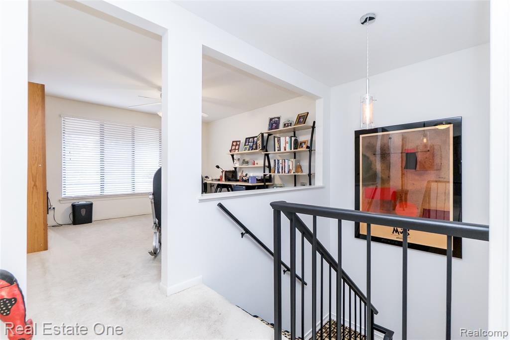 7308 Creek View Circle, West Bloomfield, MI — Photo 28