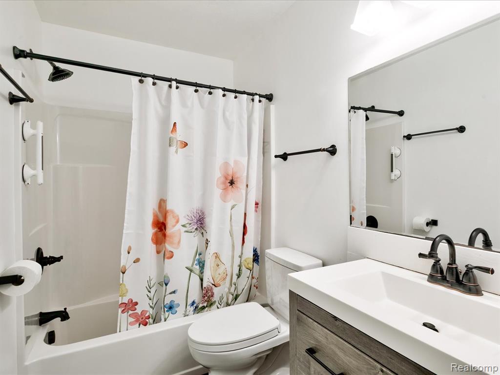 7503 Westwood Drive, Oscoda, MI 48750 — Photo 22