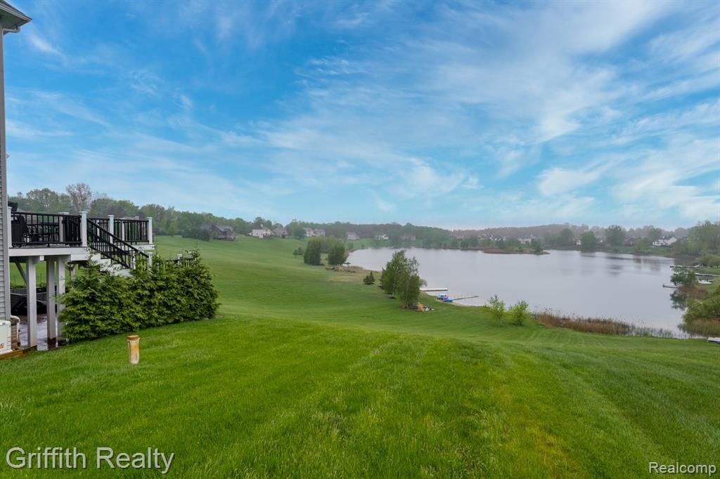 9869 Dartmouth Road Road, Clarkston, MI 48348 — Photo 6