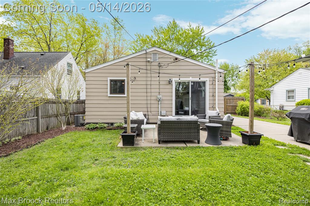 1890 Princeton Road, Berkley, MI 48072 — Photo 37