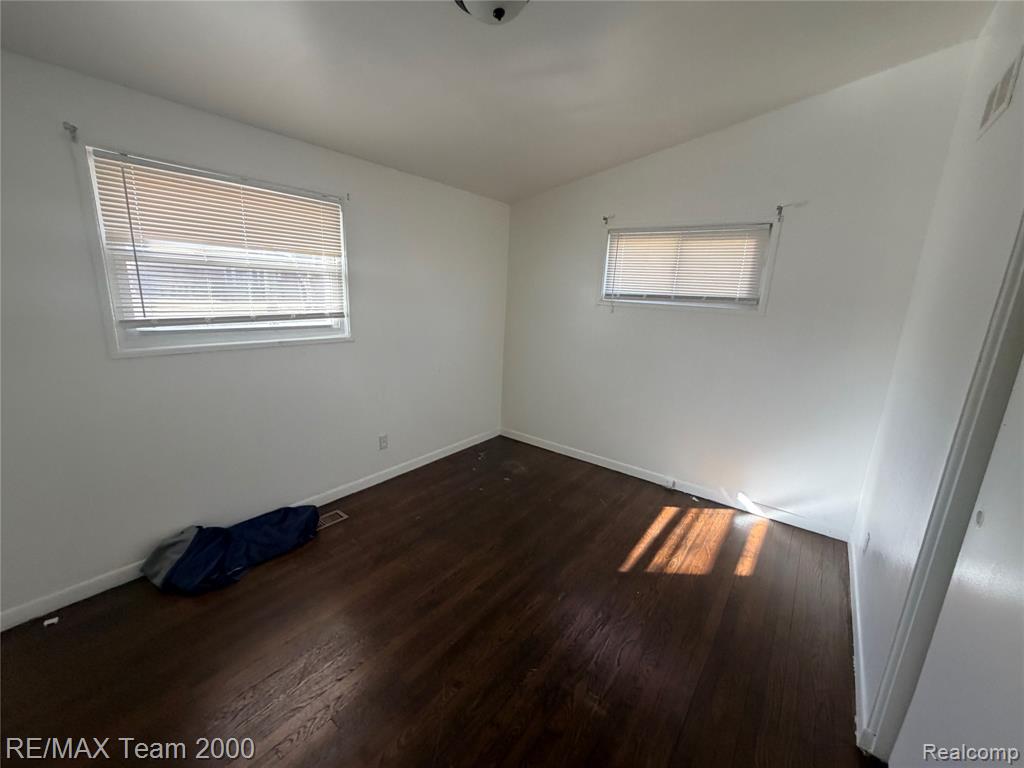 5133 Cherokee Street, Dearborn Heights, MI 48125 — Photo 5