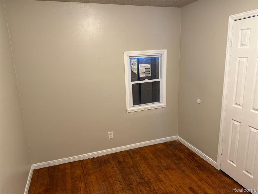 20020 PELKEY Street, Detroit, MI 48205 — Photo 2