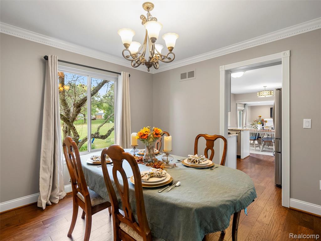864 Dressler Lane, Rochester Hills, MI 48307 — Photo 16