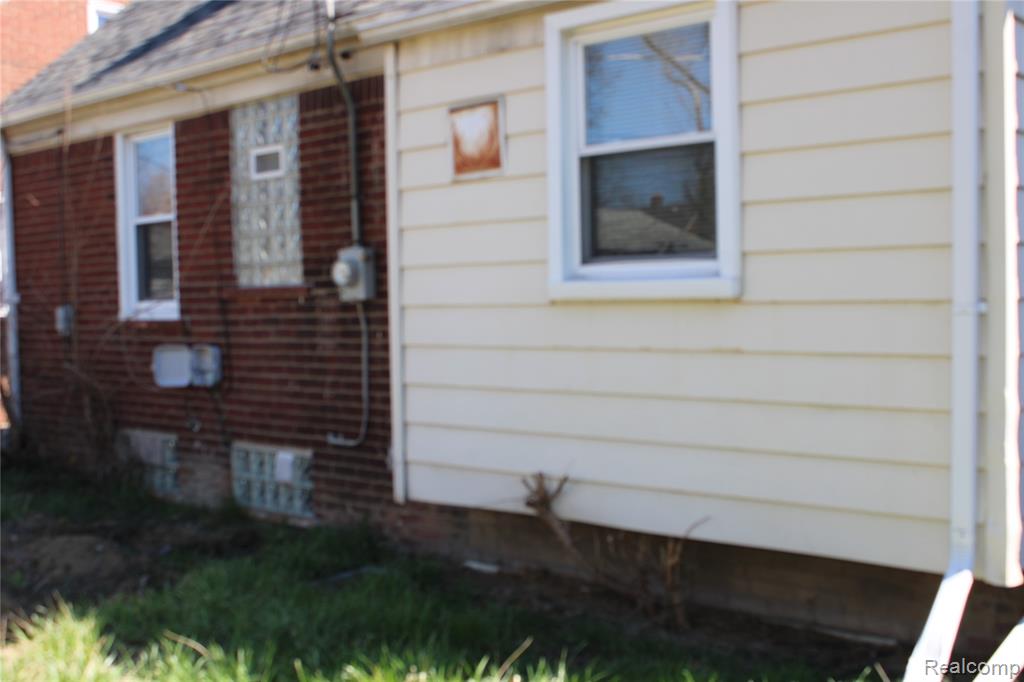 9107 Roselawn Street, Detroit, MI 48204 — Photo 22