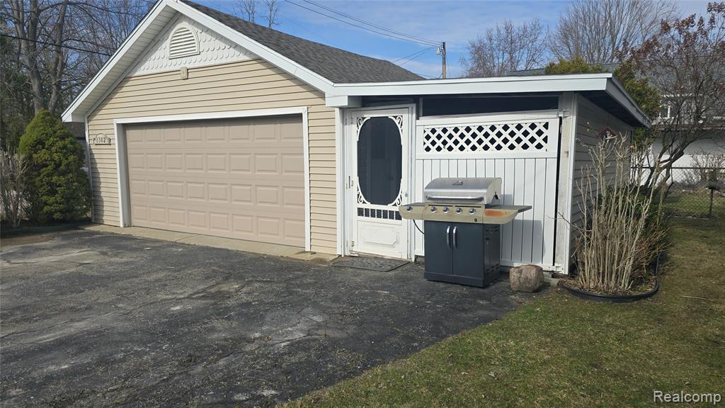 1382 Nita, Pinckney, MI 48169 — Photo 60