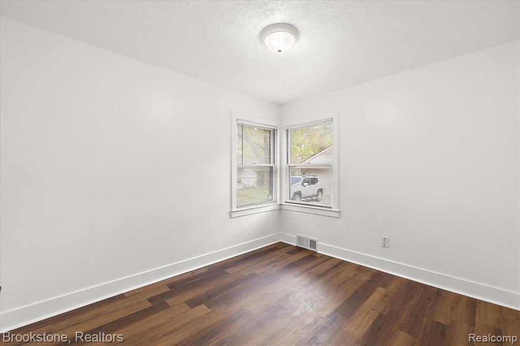 11770 Riverdale, Redford, MI 48239 — Photo 15