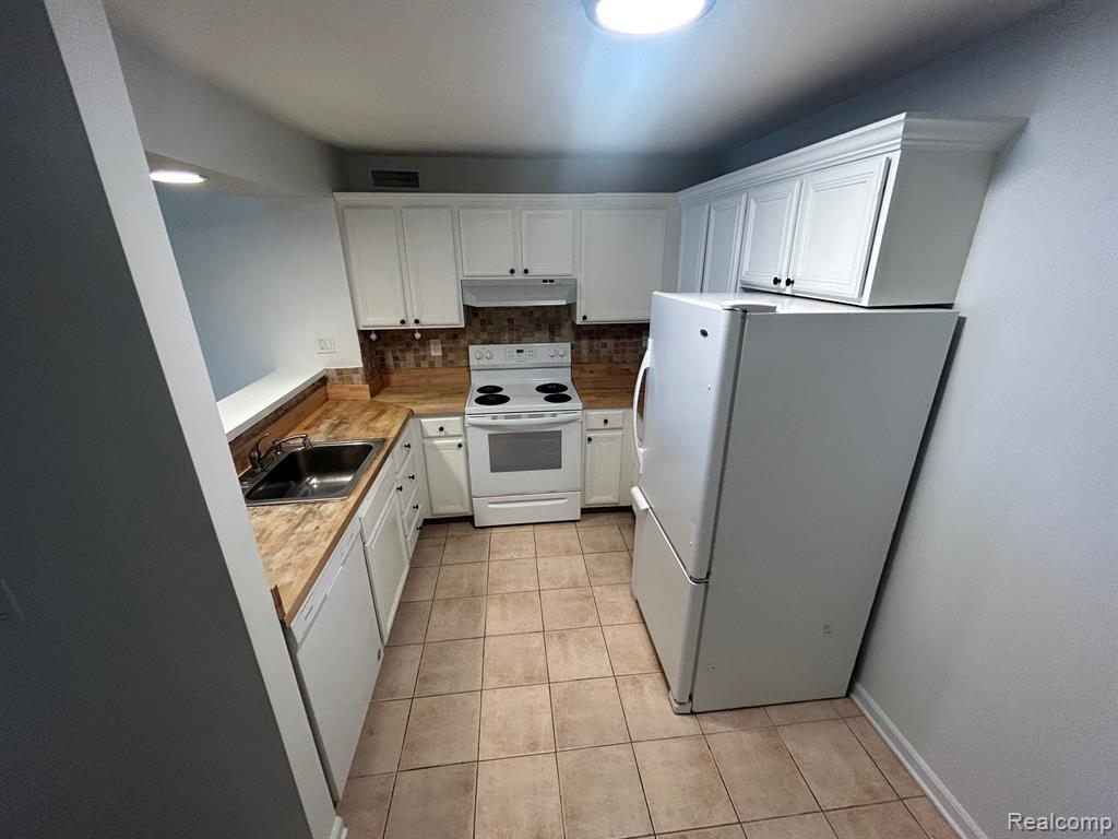 924 CHESTNUT HILL Drive, Auburn Hills, MI 48326 — Photo 10