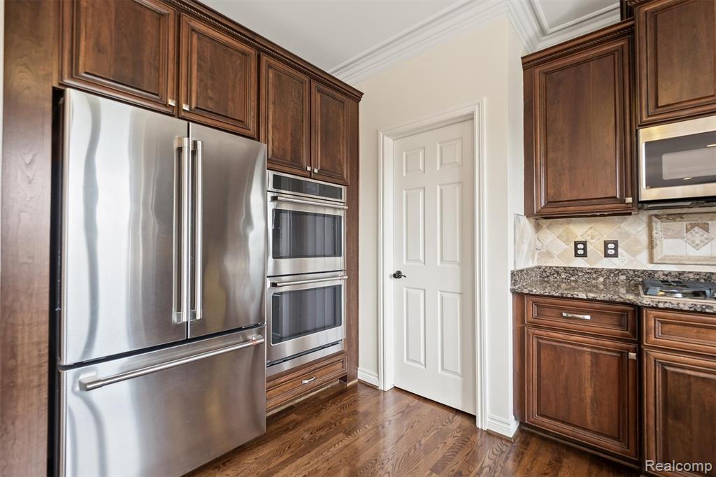 54468 Flamingo Drive, Shelby Twp, MI 48315 — Photo 14