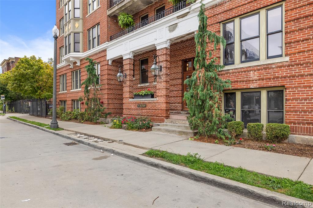 78 Watson Street, Detroit, MI 48201 — Photo 38