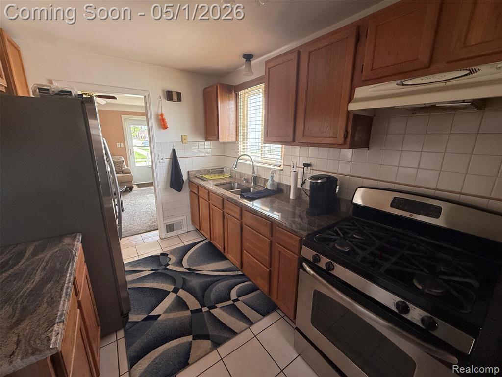 6401 Kenilworth Street, Dearborn, MI 48126 — Photo 21