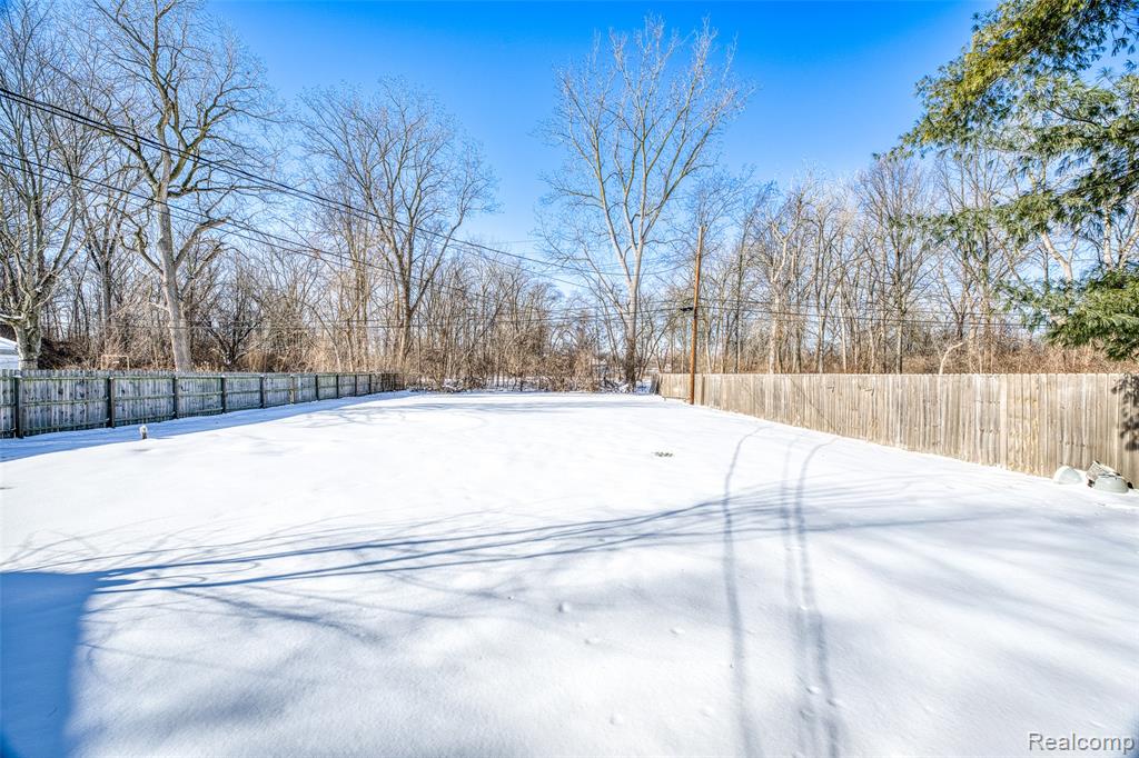7536 Wilkie Street, Taylor, MI 48180 — Photo 26