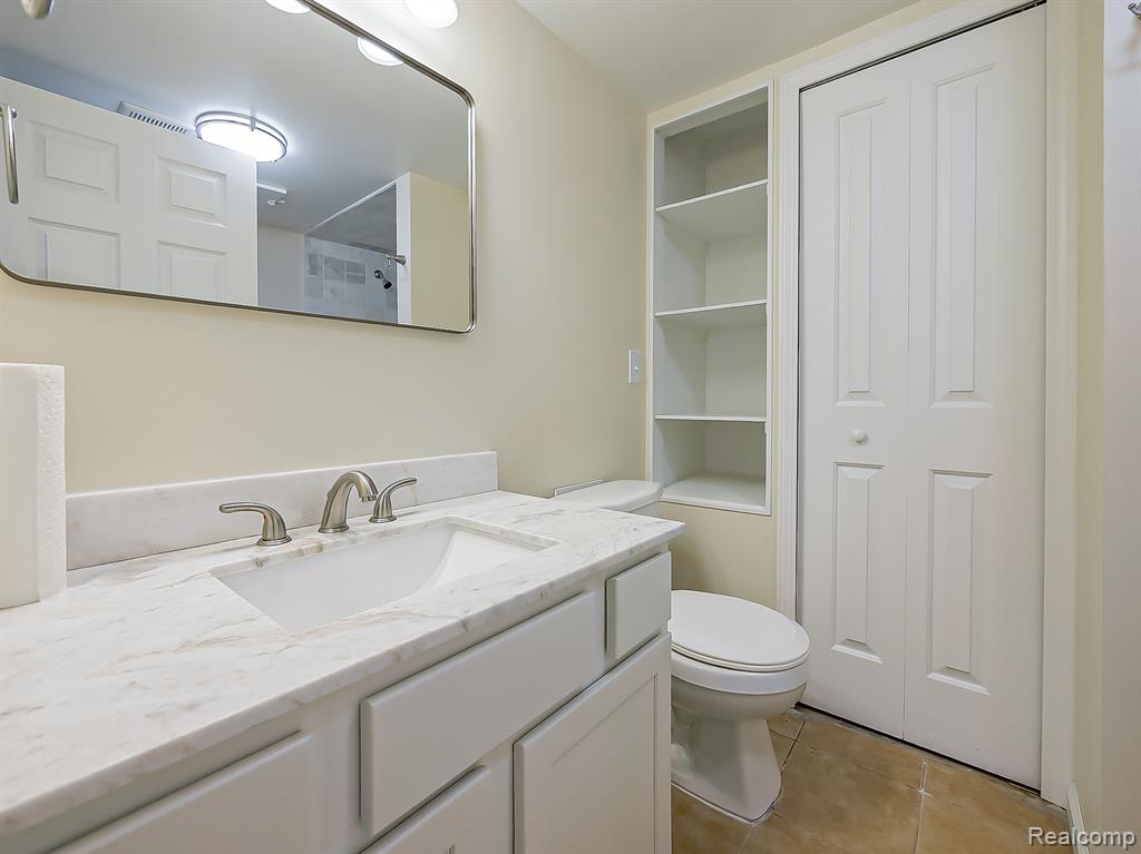 8701 Brookville Road, Plymouth, MI 48170 — Photo 28