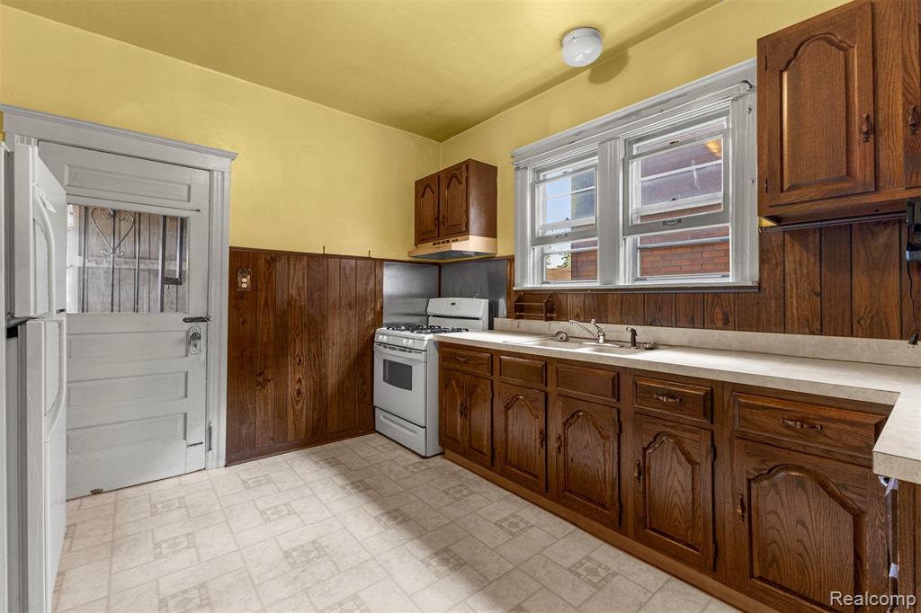 8390 Navy Street, Detroit, MI 48209 — Photo 11