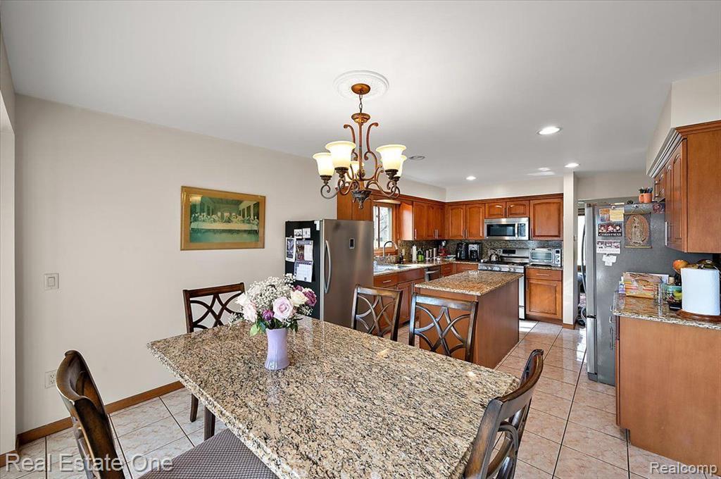 4836 CORRIANDER Drive, Sterling Heights, MI 48314 — Photo 30