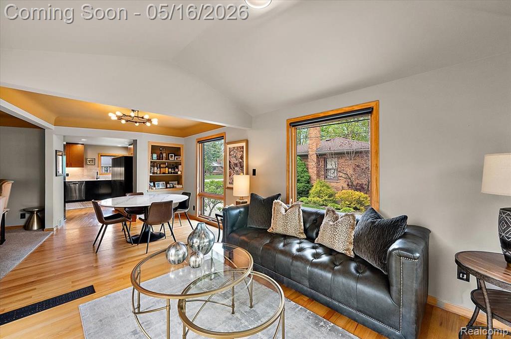 16933 Lauderdale Avenue, Beverly Hills, MI 48025 — Photo 19
