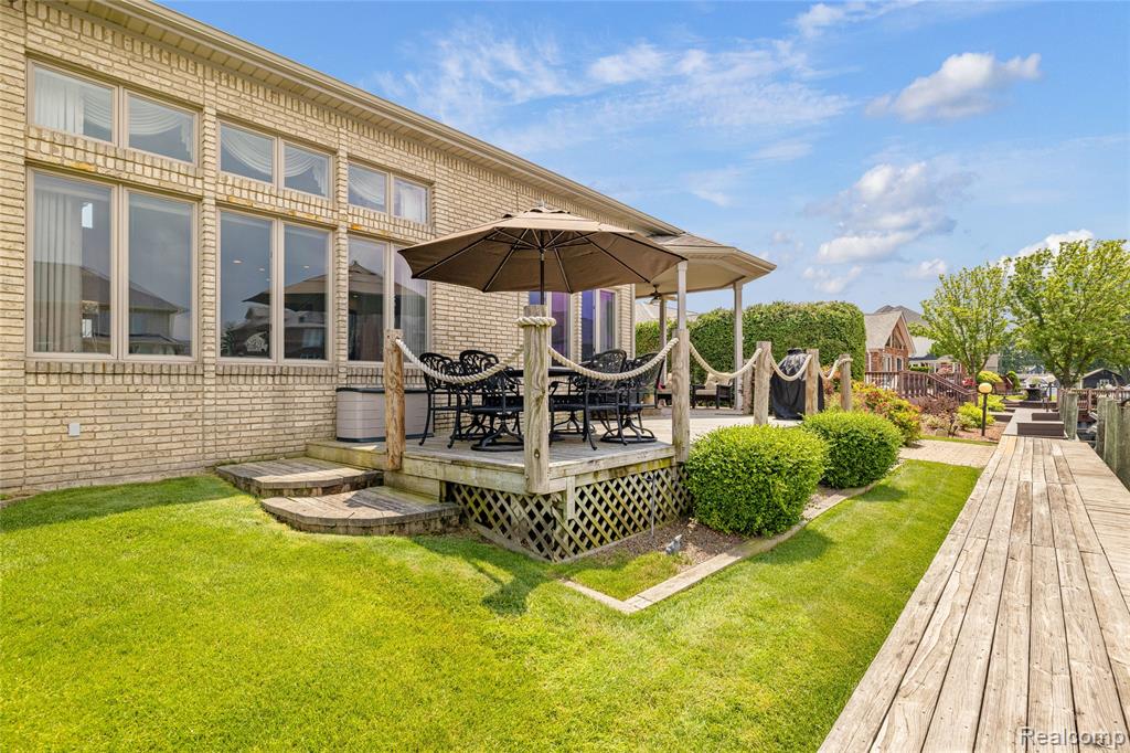49539 Nautical Drive, Chesterfield, MI 48047 — Photo 65