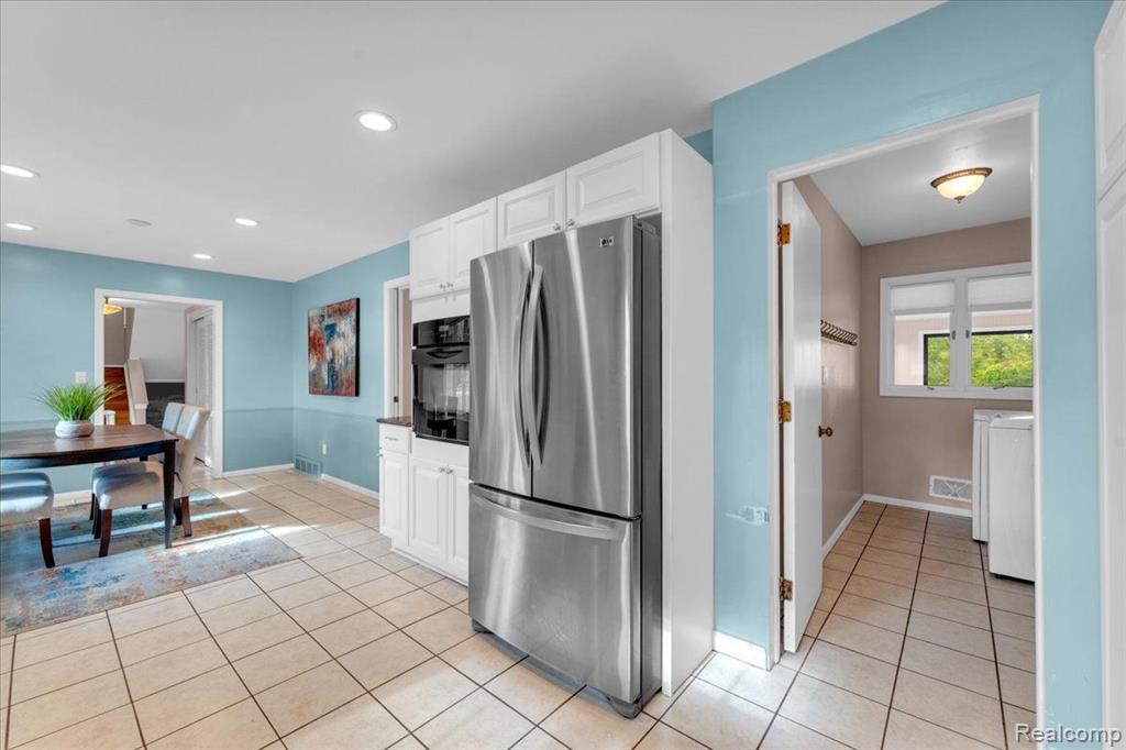 4316 PINE TREE Trail, Bloomfield Hills, MI 48302 — Photo 13