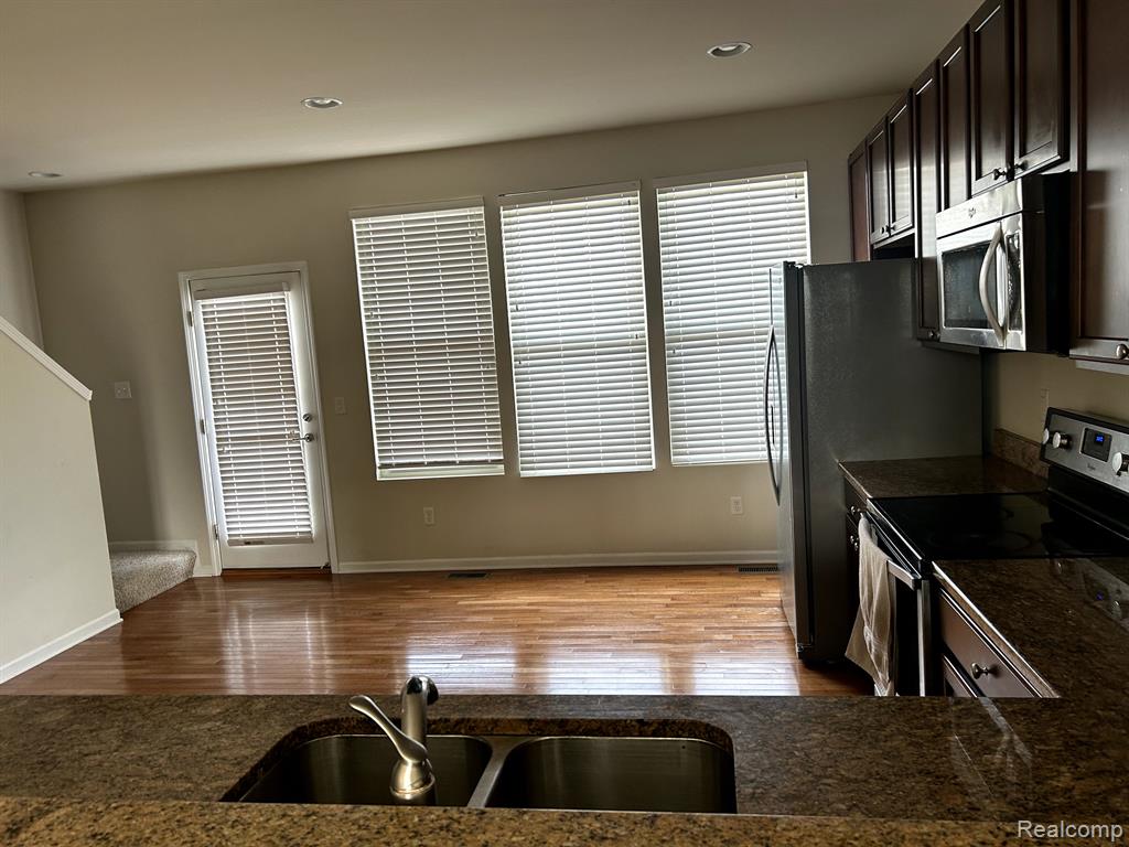 44575 ELLERY Lane, Novi, MI — Photo 6