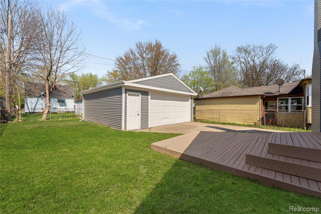 20075 Washtenaw Street, Harper Woods, MI 48225 — Photo 29