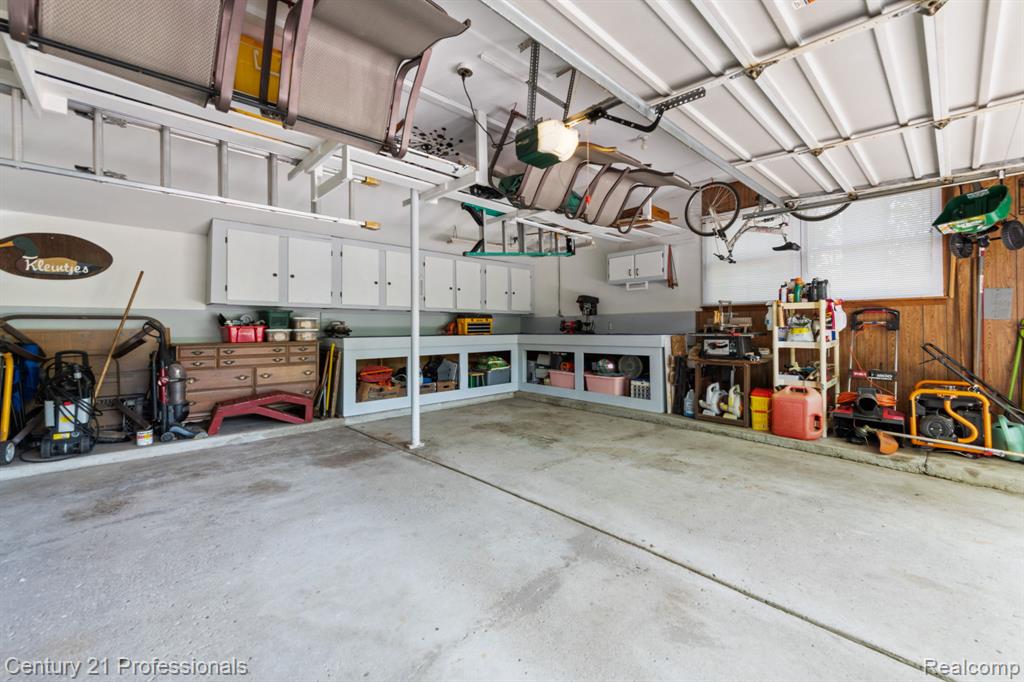 8638 Stone Road, Clay, MI 48001 — Photo 41