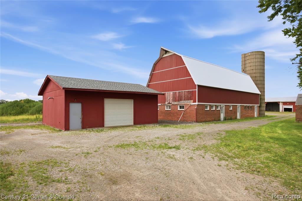 2381 Ridge Road, Ypsilanti, MI 48198 — Photo 49