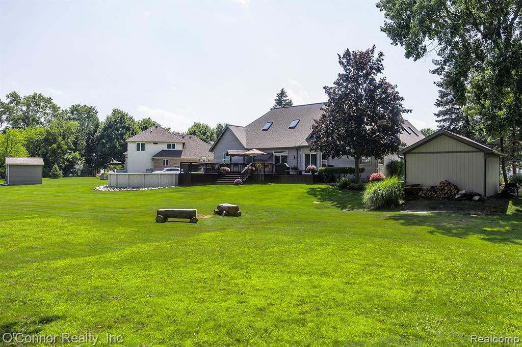 765 Lomasney Lane, Marysville, MI 48040 — Photo 5