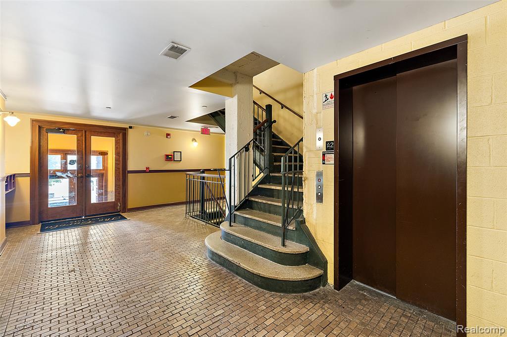 78 Watson Street, Detroit, MI 48201 — Photo 6