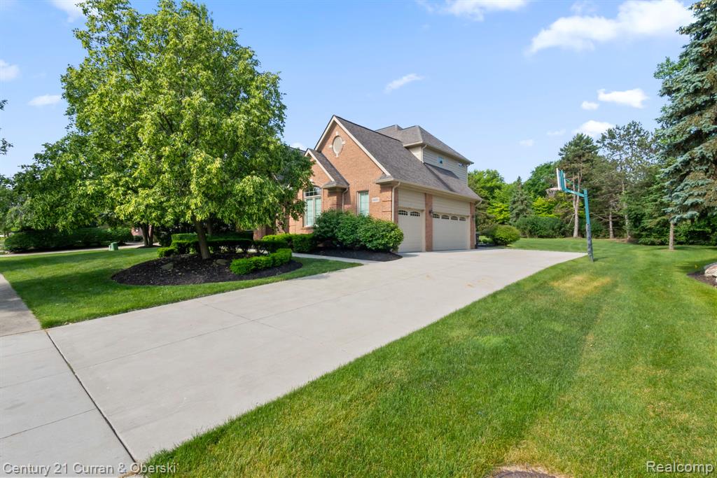 44251 Deep Hollow Circle, Northville, MI 48168 — Photo 4